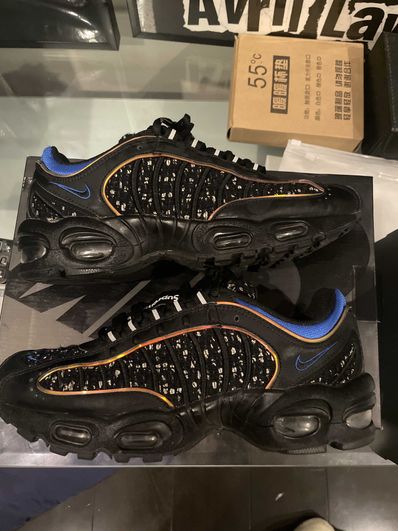 Supreme × Nike Air Max Tailwind 4 "Black"