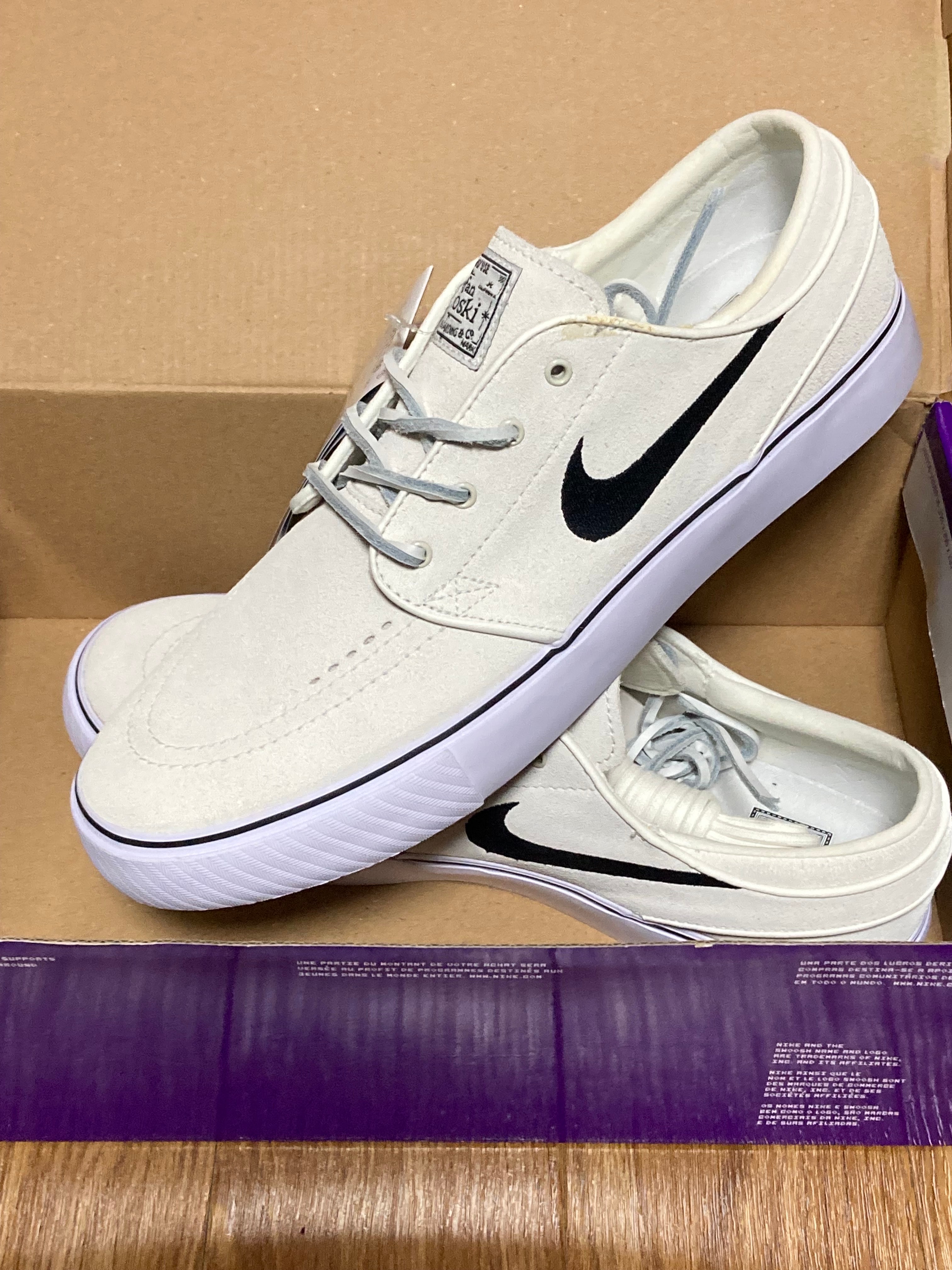 ナイキ SB ズーム ジャノスキー OG+ "サミットホワイト/ホワイト/ブラック"