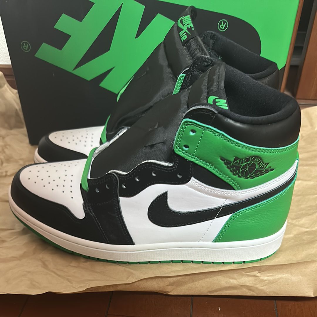 Nike Air Jordan 1 Retro High OG "Celtics/Black and Lucky Green" (2023)