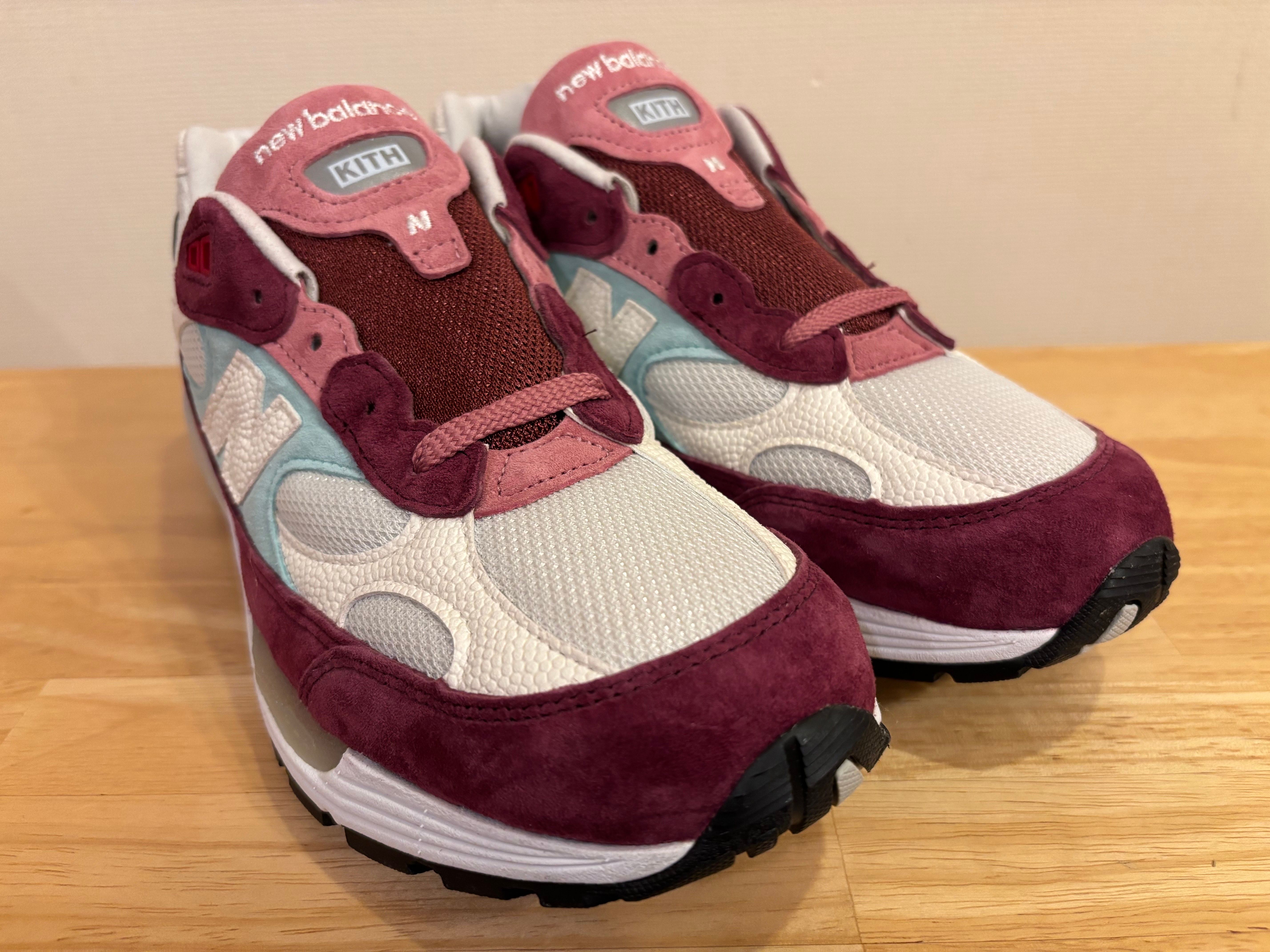 KITH × New Balance 992 Kithmas "Burgundy/White"
