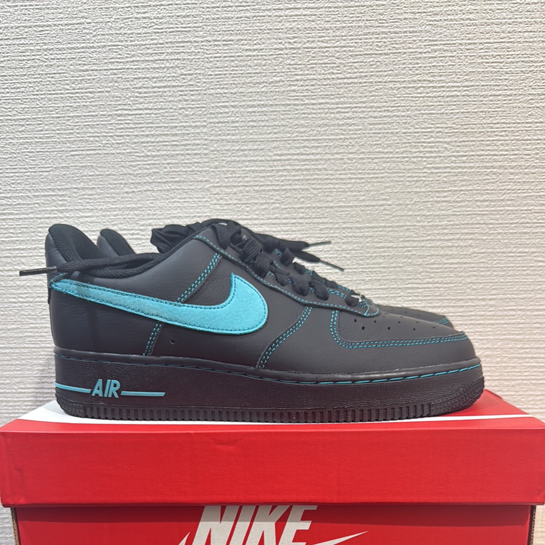 Nike Air Force 1 Low "Black Tiffany"