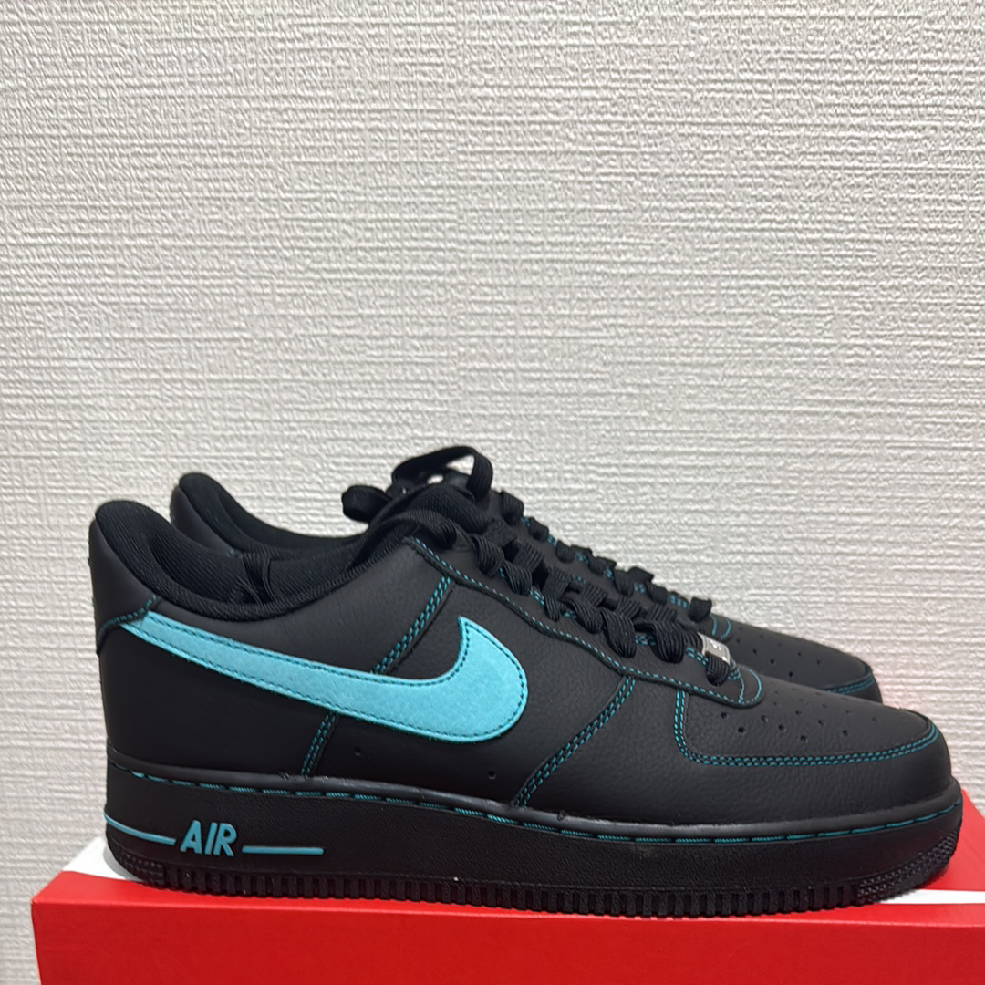 Nike Air Force 1 Low "Black Tiffany"