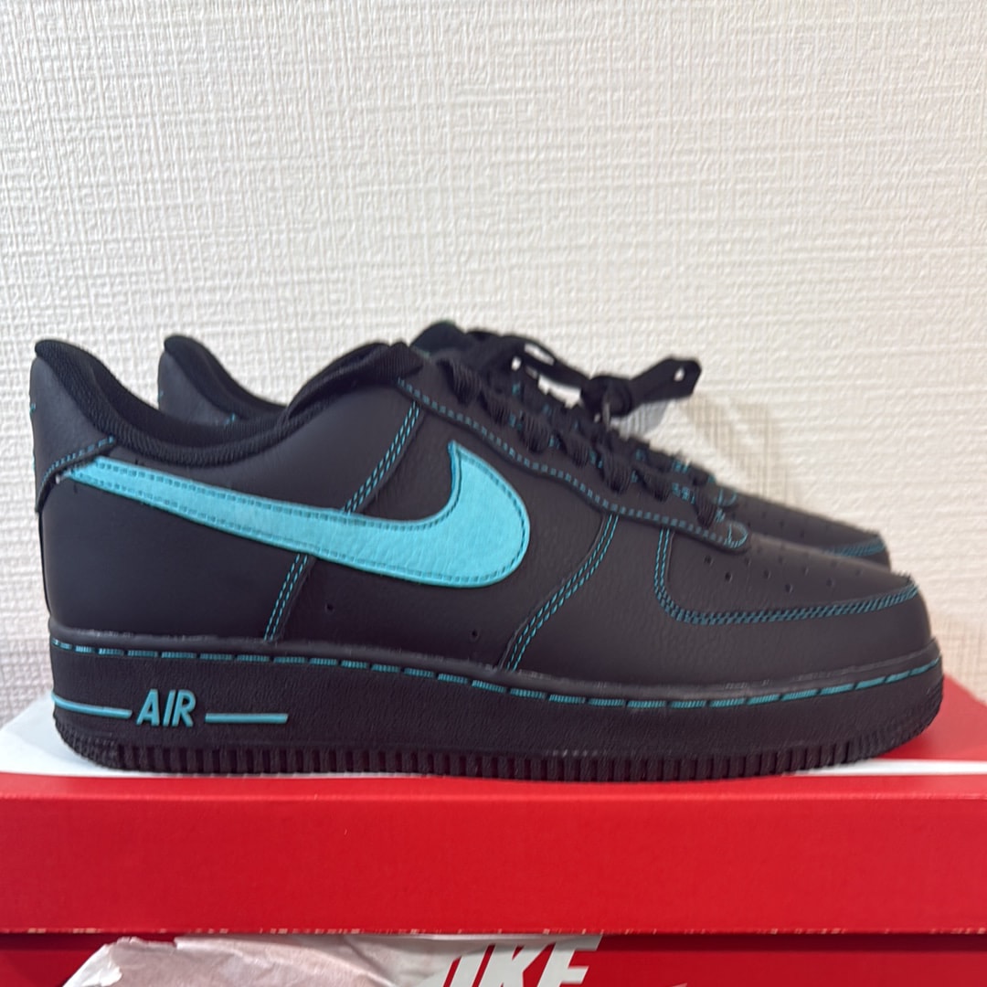 Nike Air Force 1 Low "Black Tiffany"