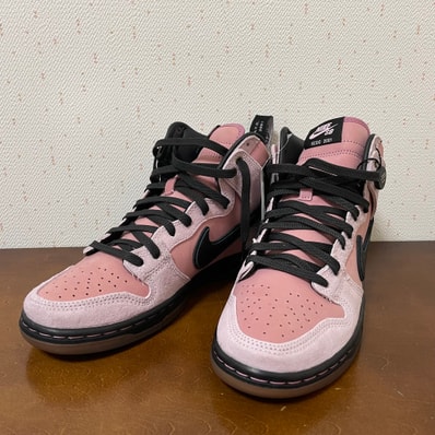 KCDC Brooklyn Skateshop × Nike SB Dunk High "Pink/Black"
