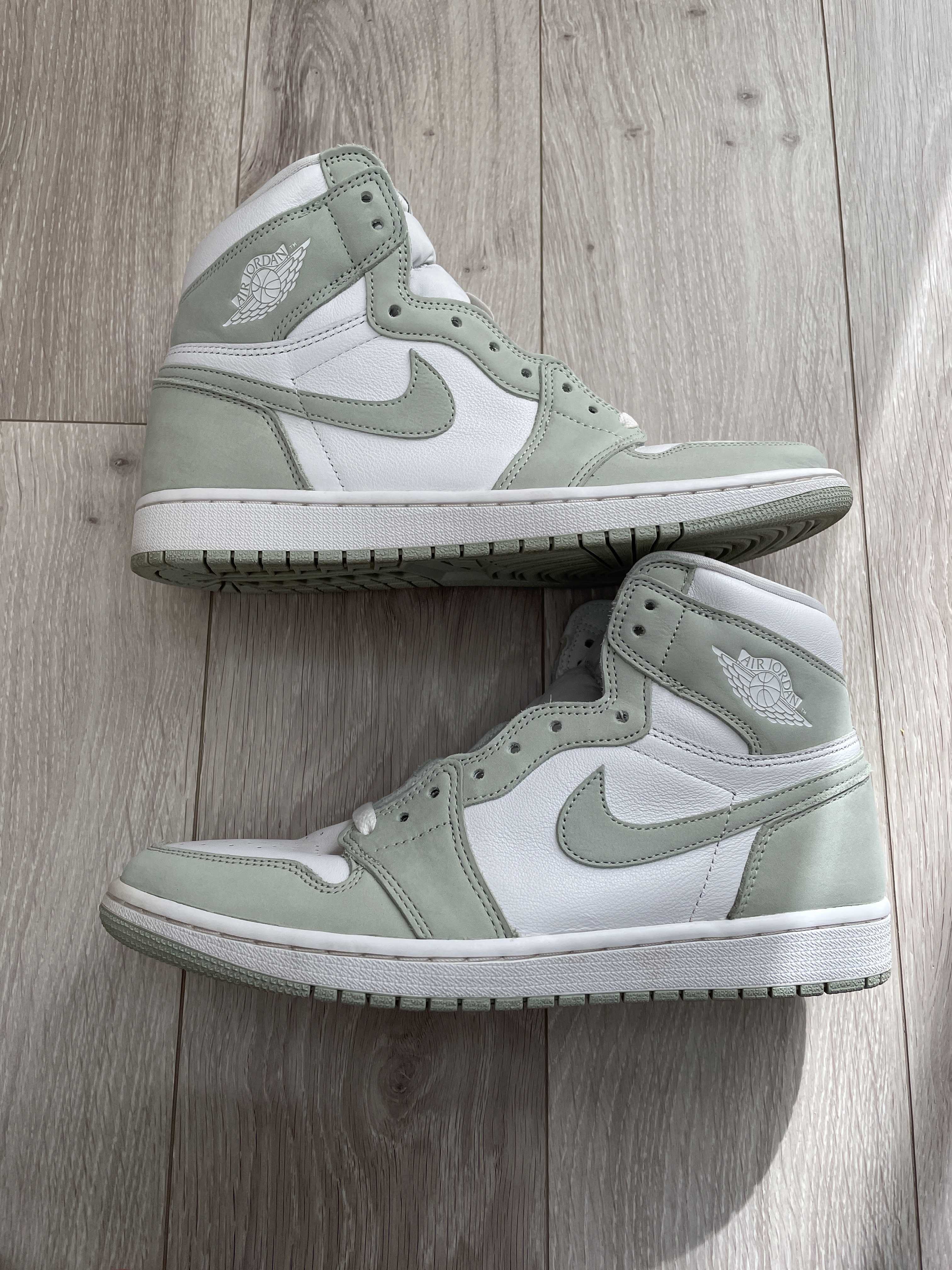 Nike Women's Air Jordan 1 High OG "Seafoam"