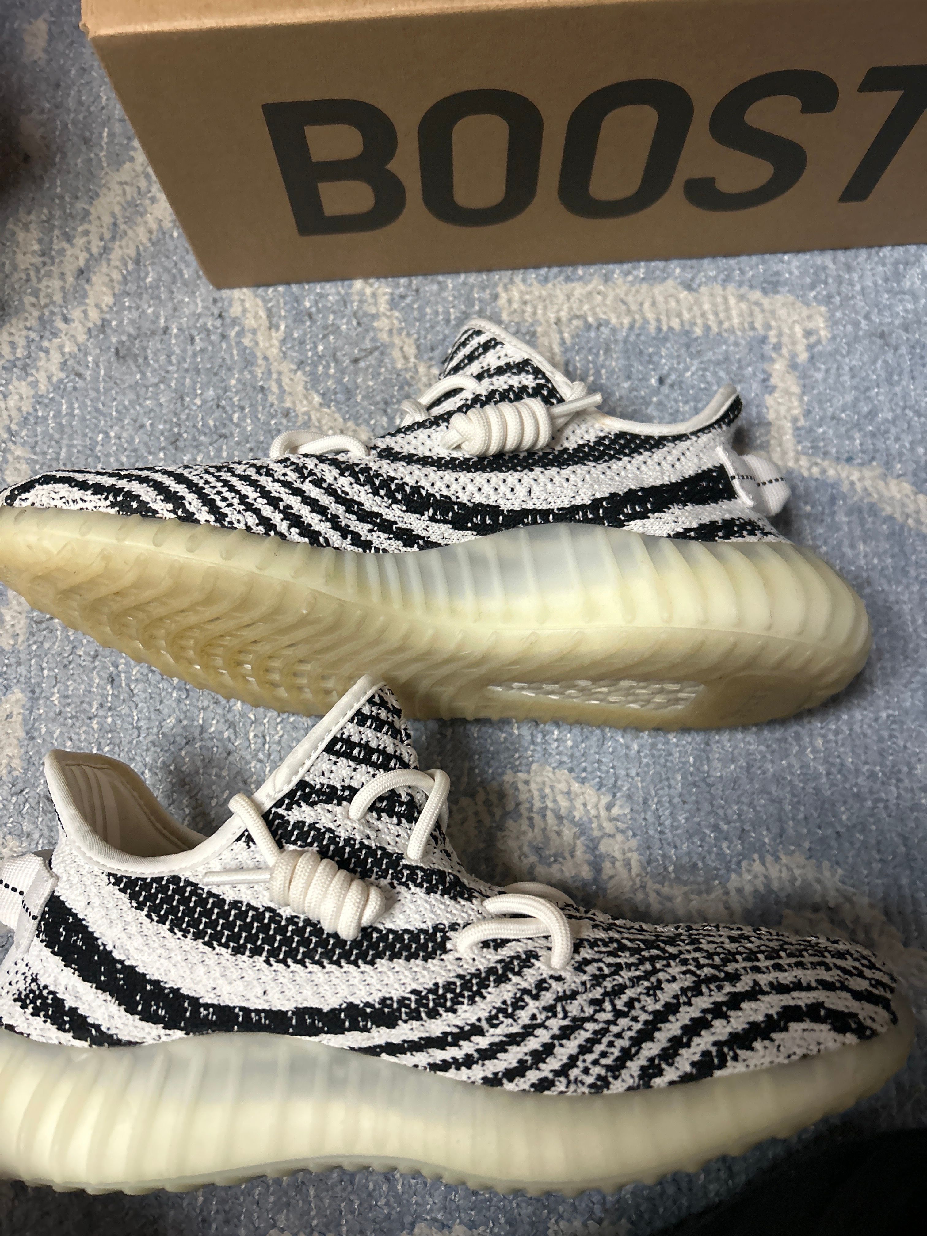 adidas YEEZY Boost 350 V2 "Zebra"