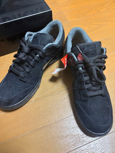 Division Street × Nike Dunk Low Lux "Oregon Black"