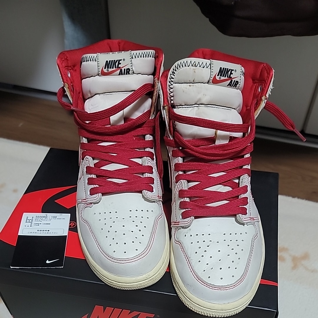 Nike Air Jordan 1 Retro High OG "Sail/University Red"