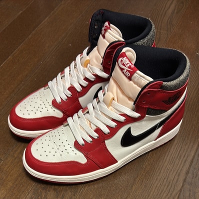 Nike Air Jordan 1 High OG "Lost & Found/Chicago"