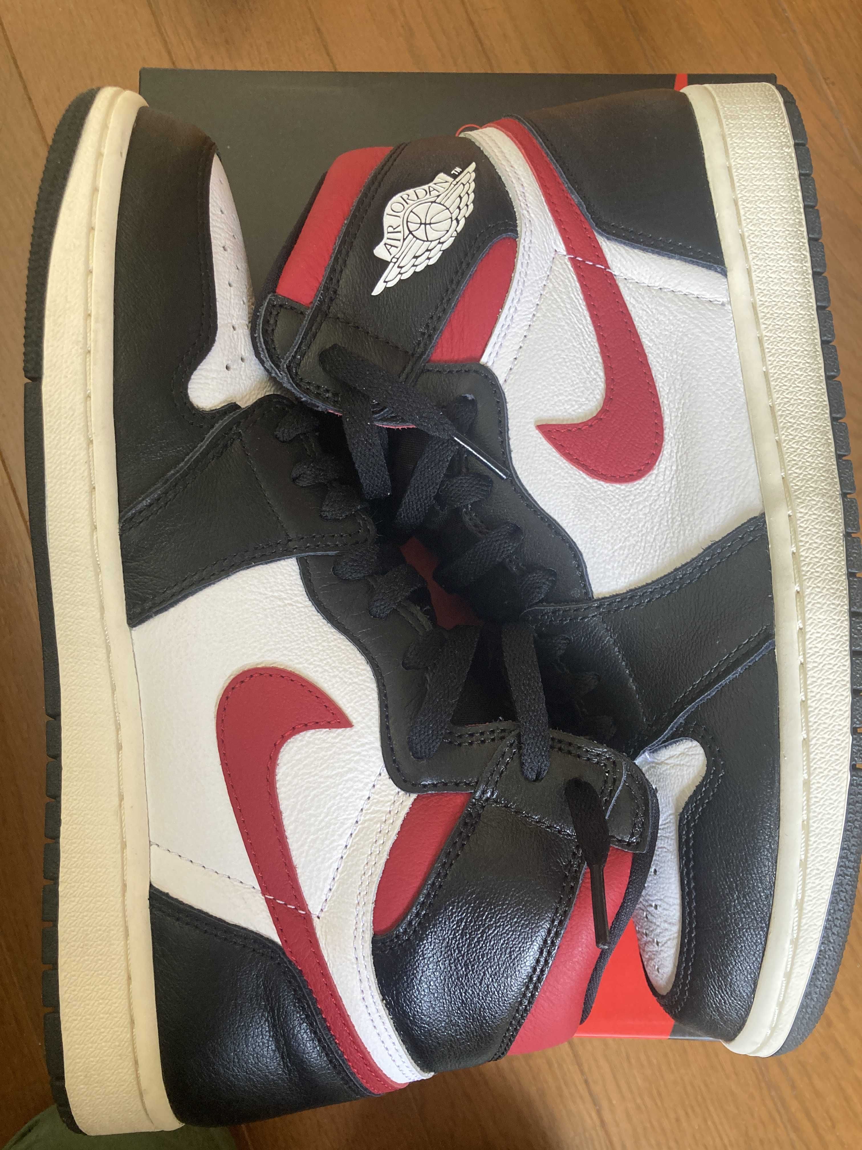 Nike Air Jordan 1 Retro High "Black/White/Sail/Gym Red"