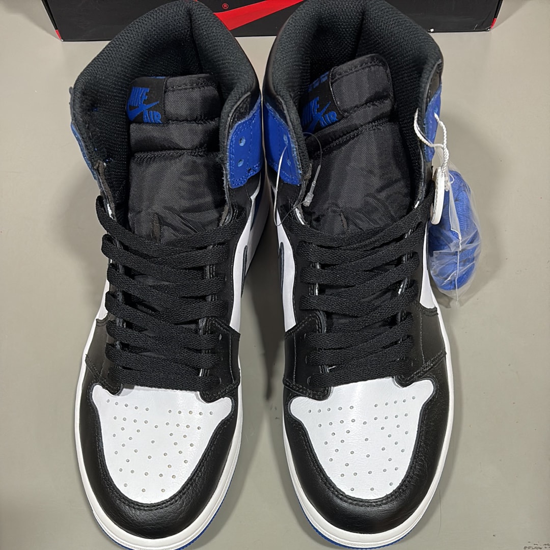 フラグメント デザイン × ナイキ エアジョーダン1 レトロ ハイ OG