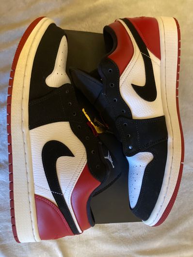 Nike Air Jordan 1 Low "Black Toe"