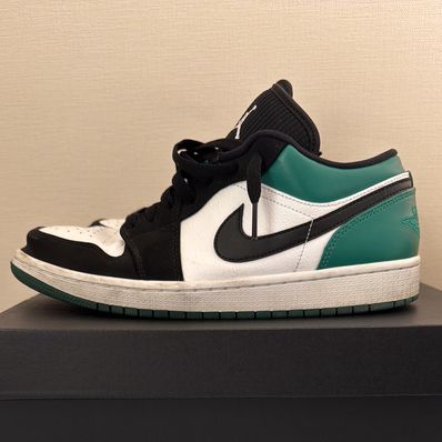 Nike Air Jordan 1 Low "White Black Mystic Green"