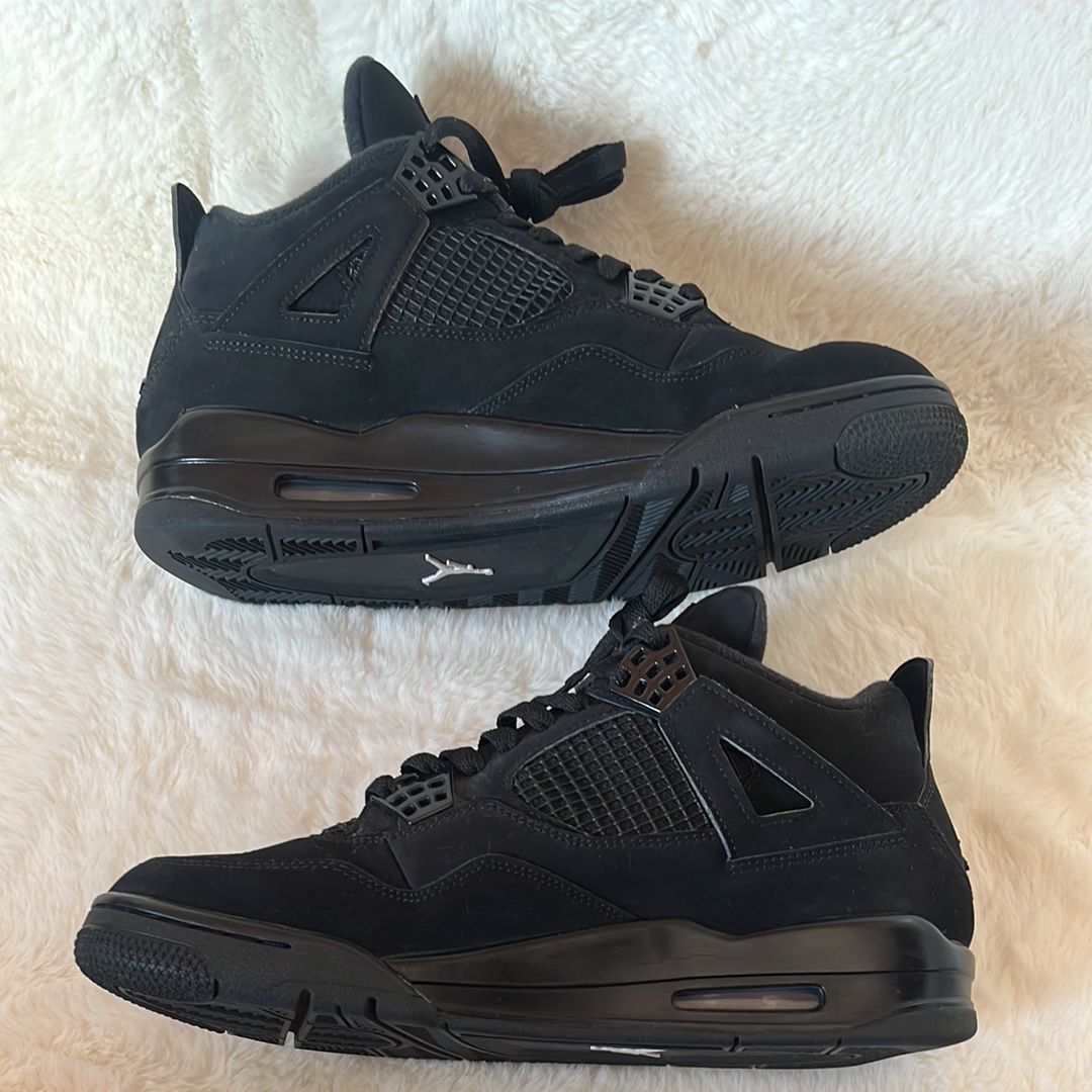 Nike Air Jordan 4 "Black Cat"