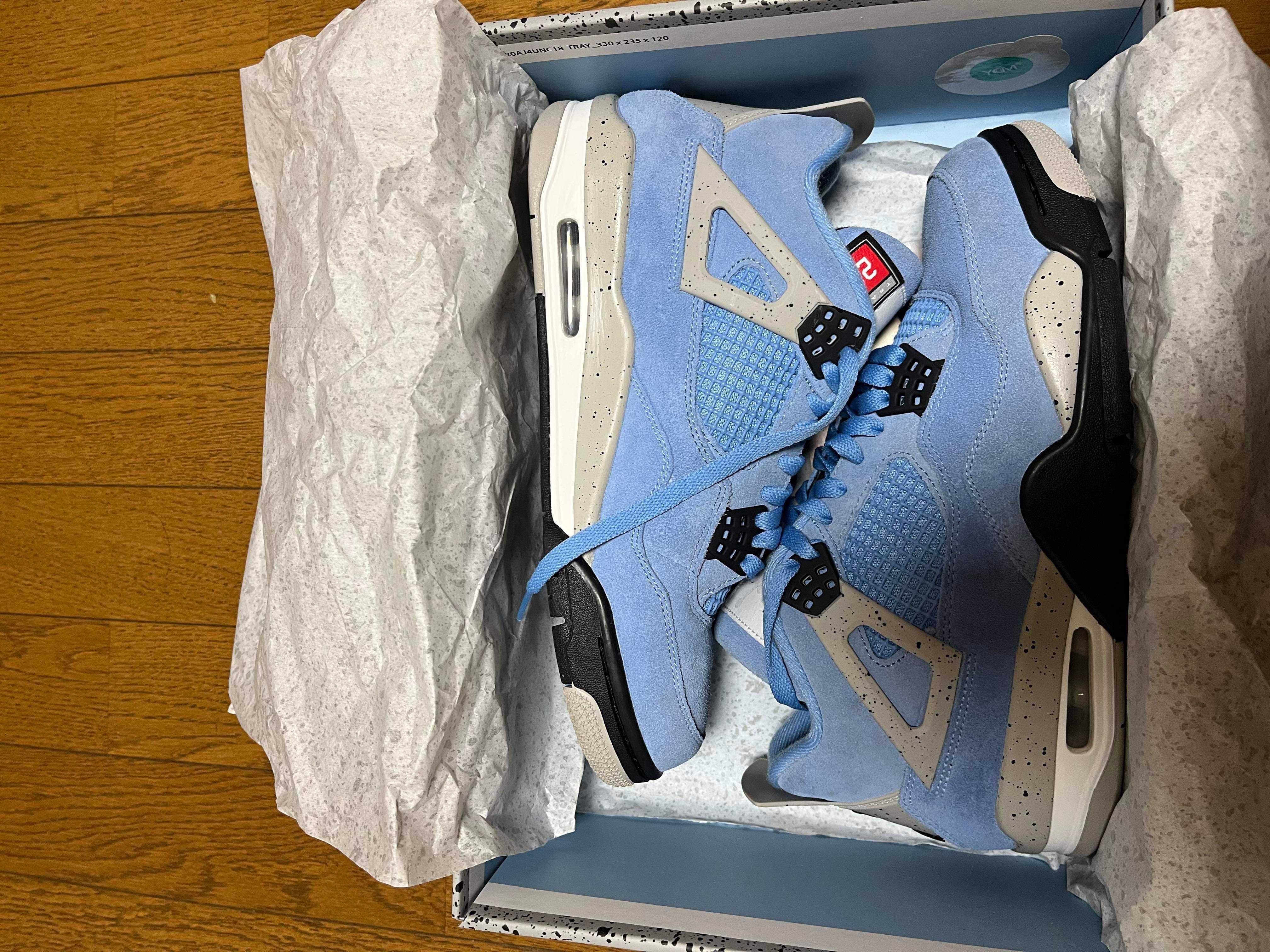 Nike Air Jordan 4 "University Blue"