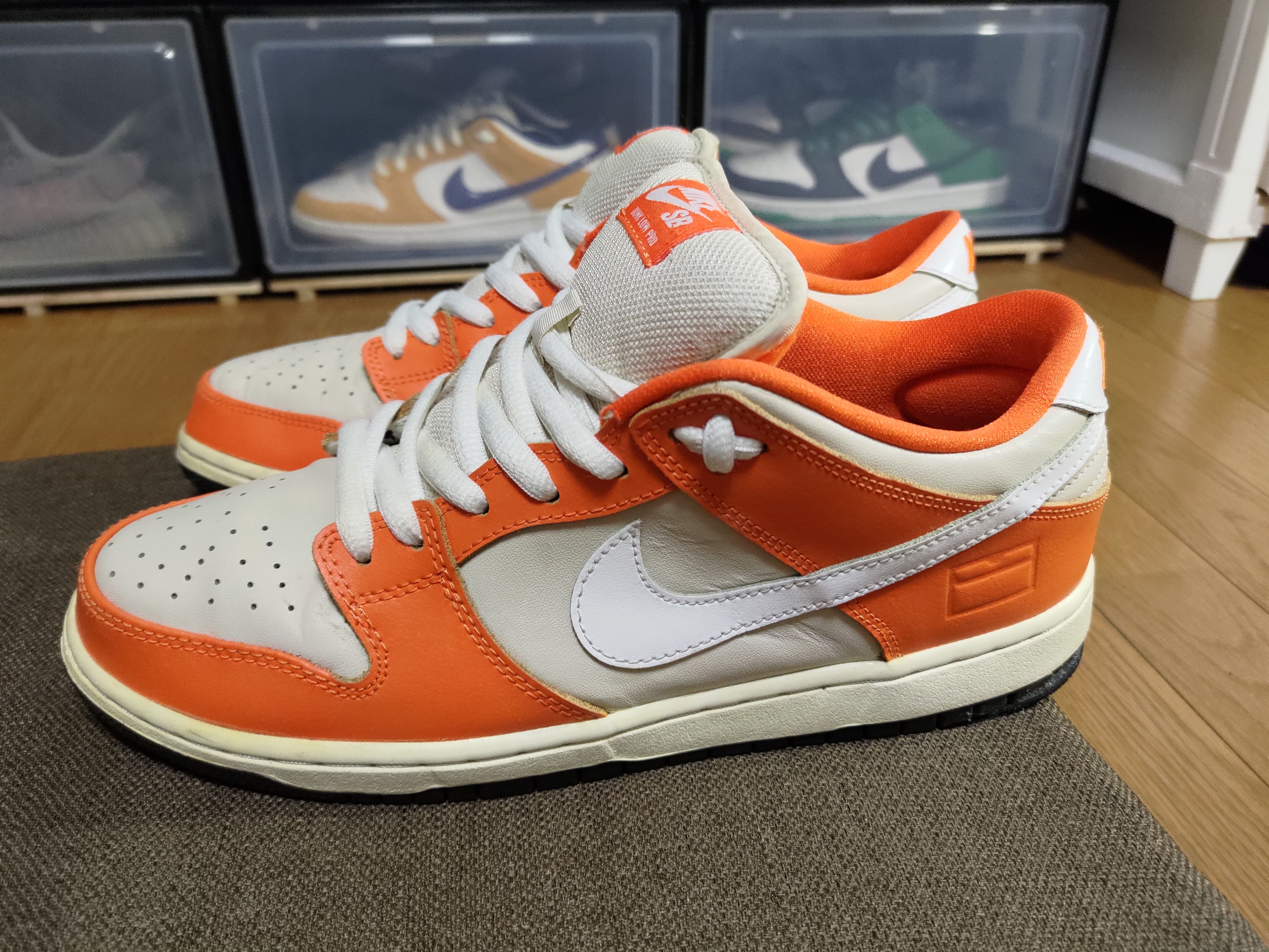 Nike SB Dunk Low "Orange Box"