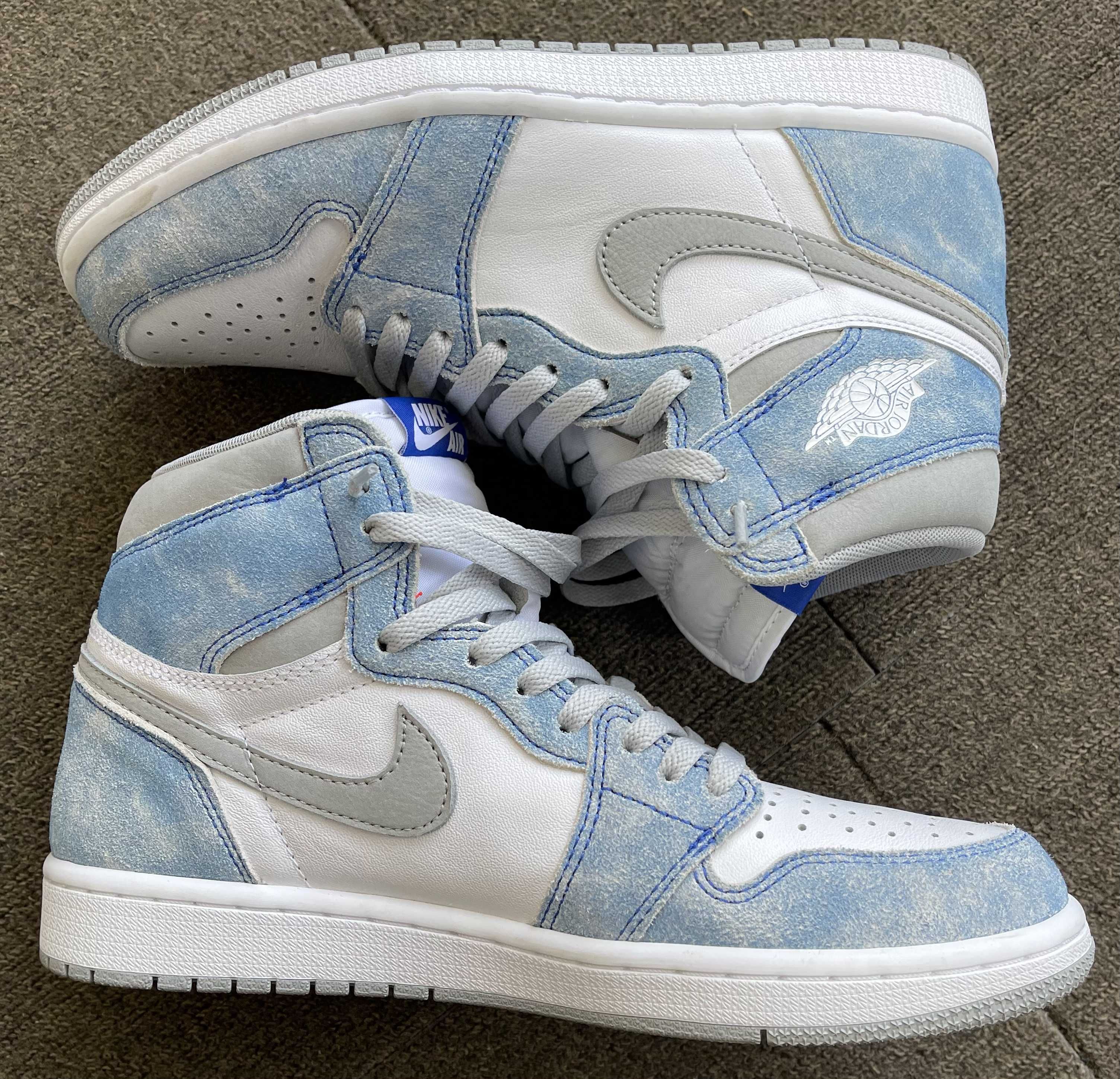 Nike Air Jordan 1 High OG "Hyper Royal"