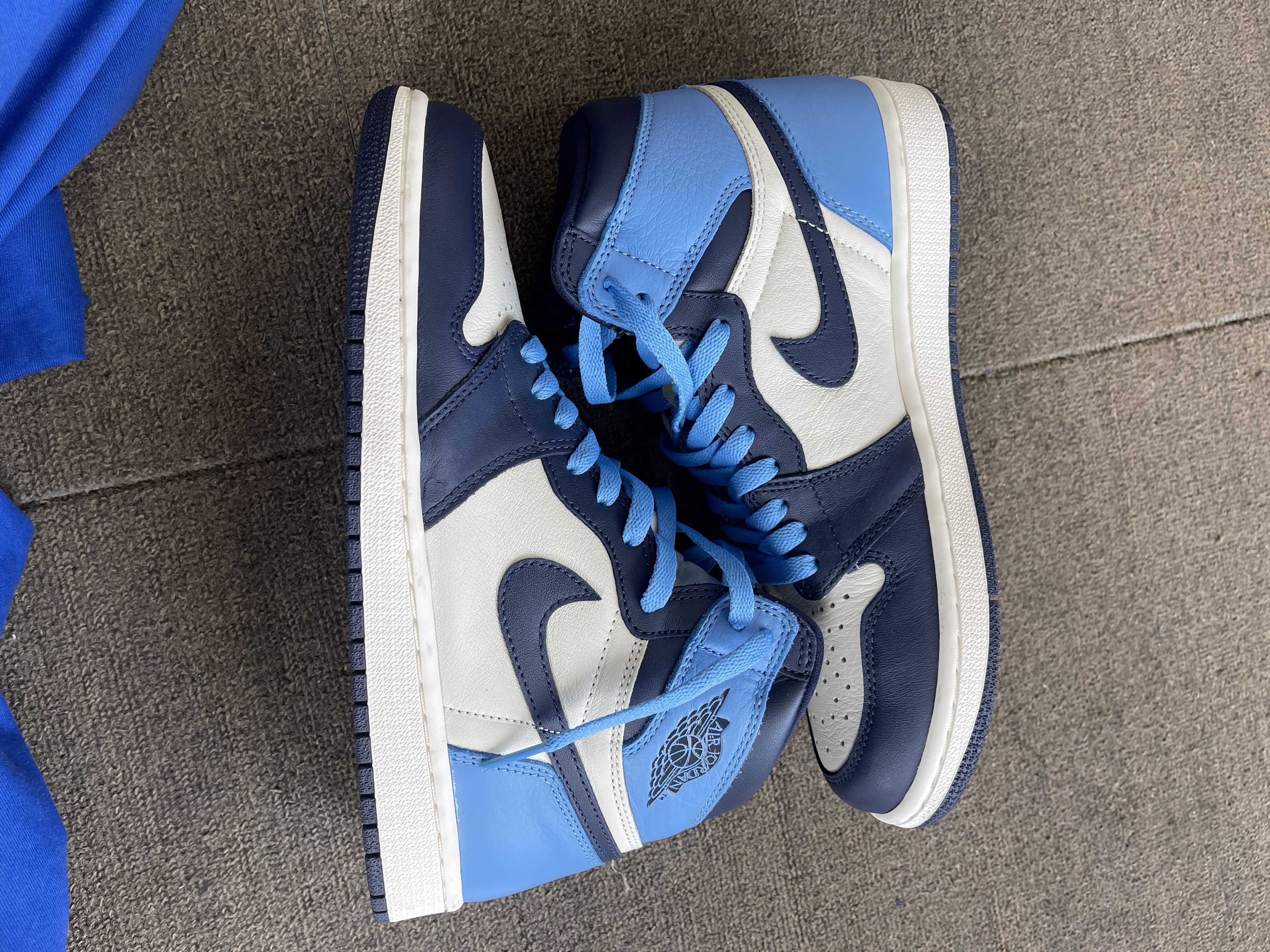 Nike Air Jordan 1 Retro High OG "Obsidian/University Blue"