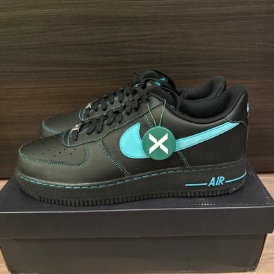 Nike Air Force 1 Low "Black Tiffany"