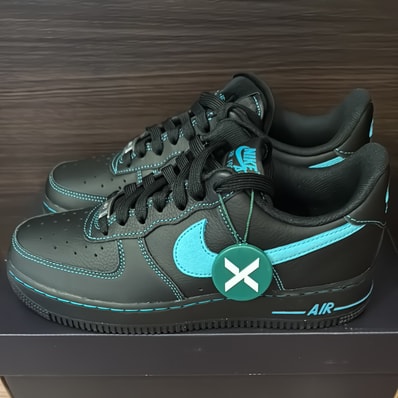 Nike Air Force 1 Low "Black Tiffany"