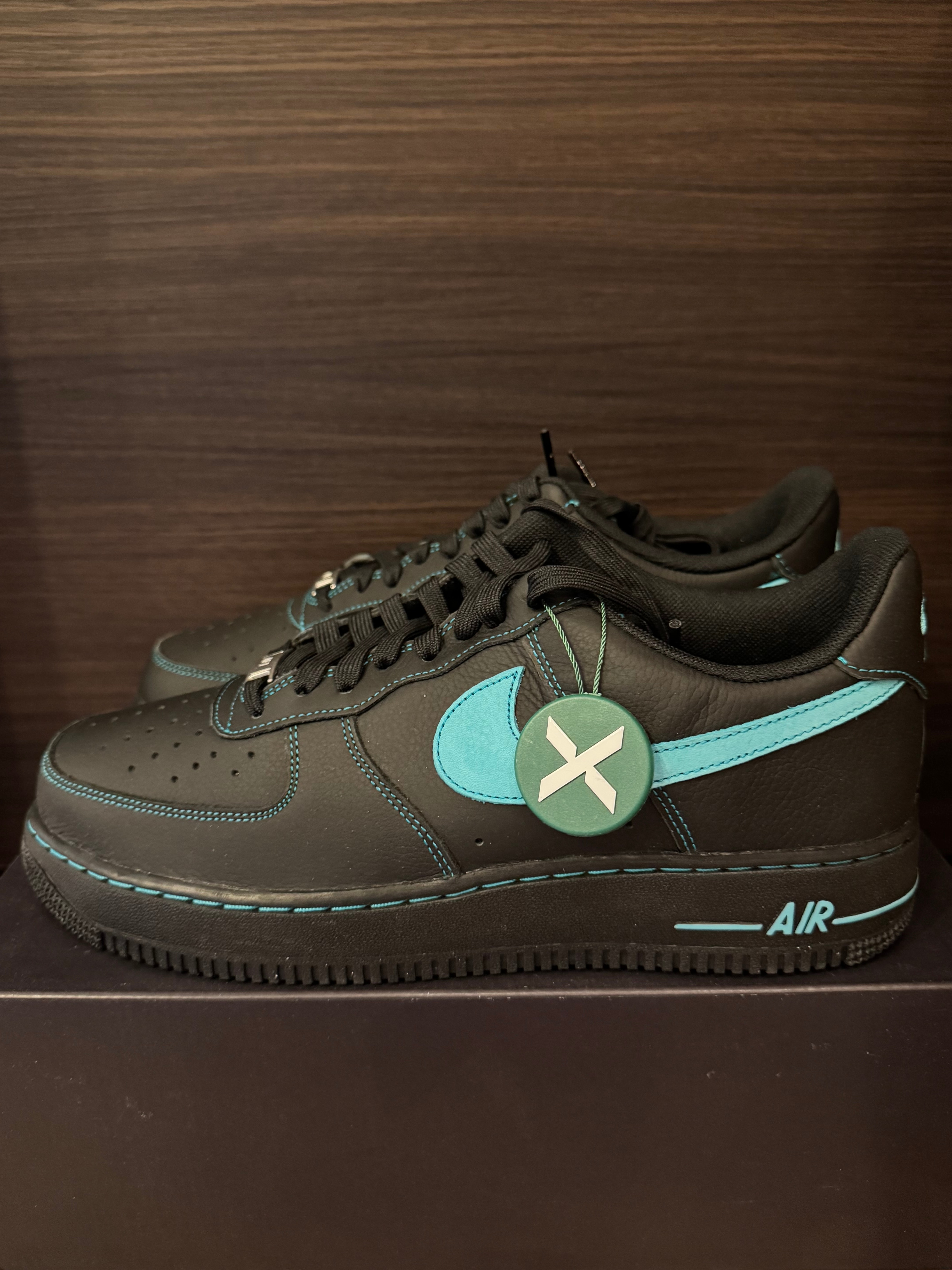 Nike Air Force 1 Low "Black Tiffany"