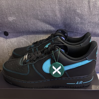 Nike Air Force 1 Low "Black Tiffany"