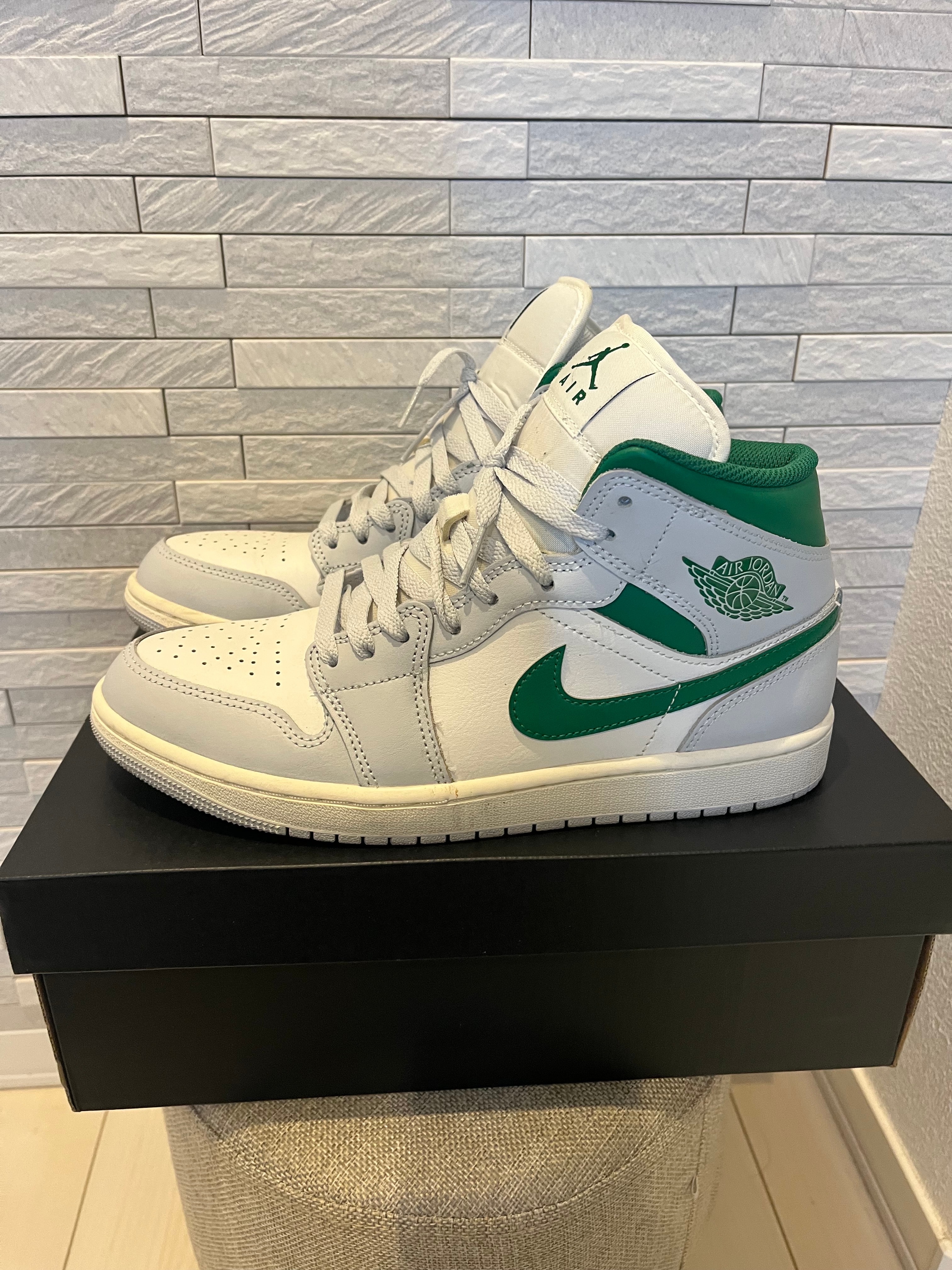 Nike Air Jordan 1 Mid "Summit White/Pure Platinum/Sail/Pine Green"