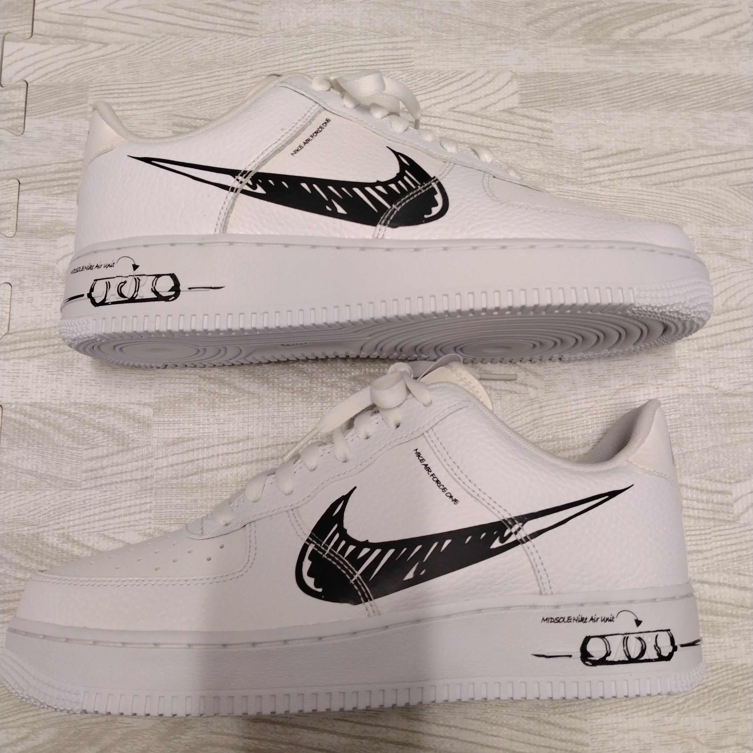 ナイキ エアフォース 1 ローLV8ユーティリティ スケッチ NIKE NIKE エアフォース1 ロー LV8 ユーティリティ 