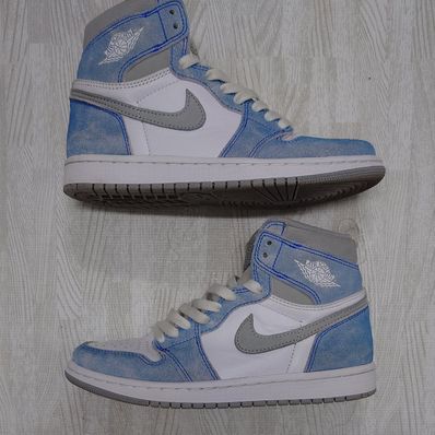 Nike Air Jordan 1 High OG "Hyper Royal"