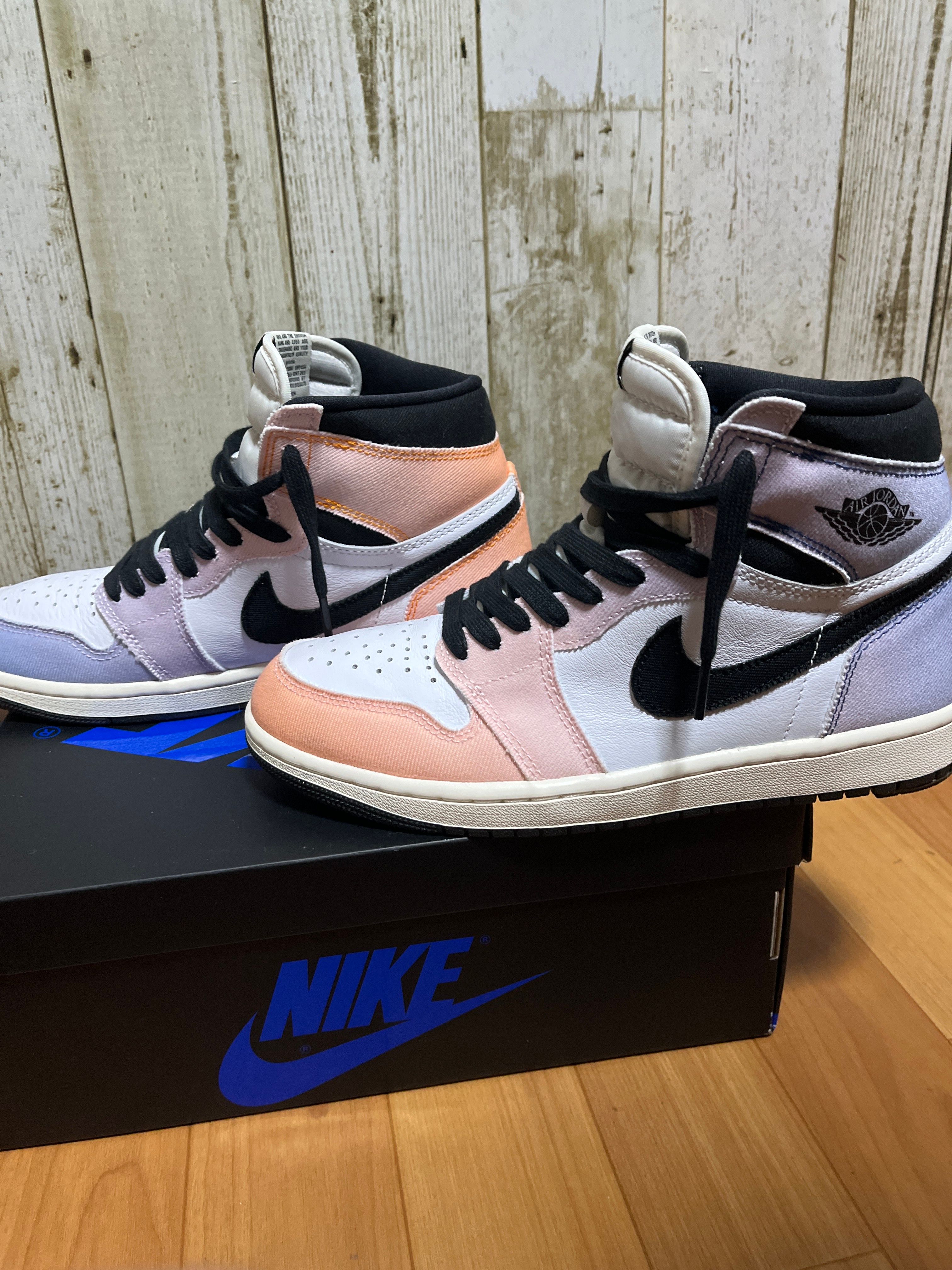 Nike  Air Jordan 1 High OG "Multi Color"