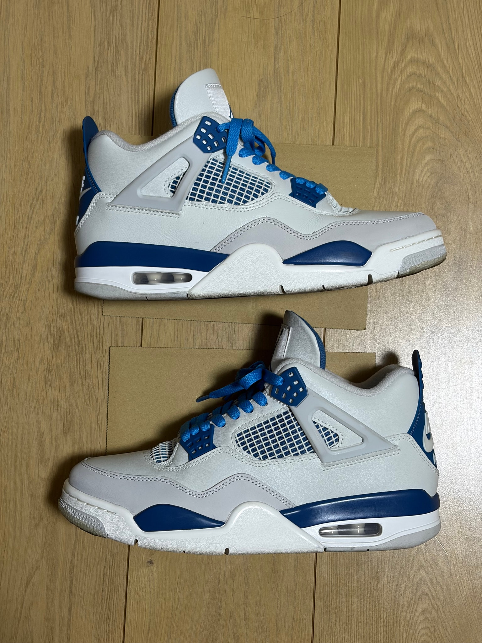 Nike Air Jordan 4 Retro "Industrial Blue"
