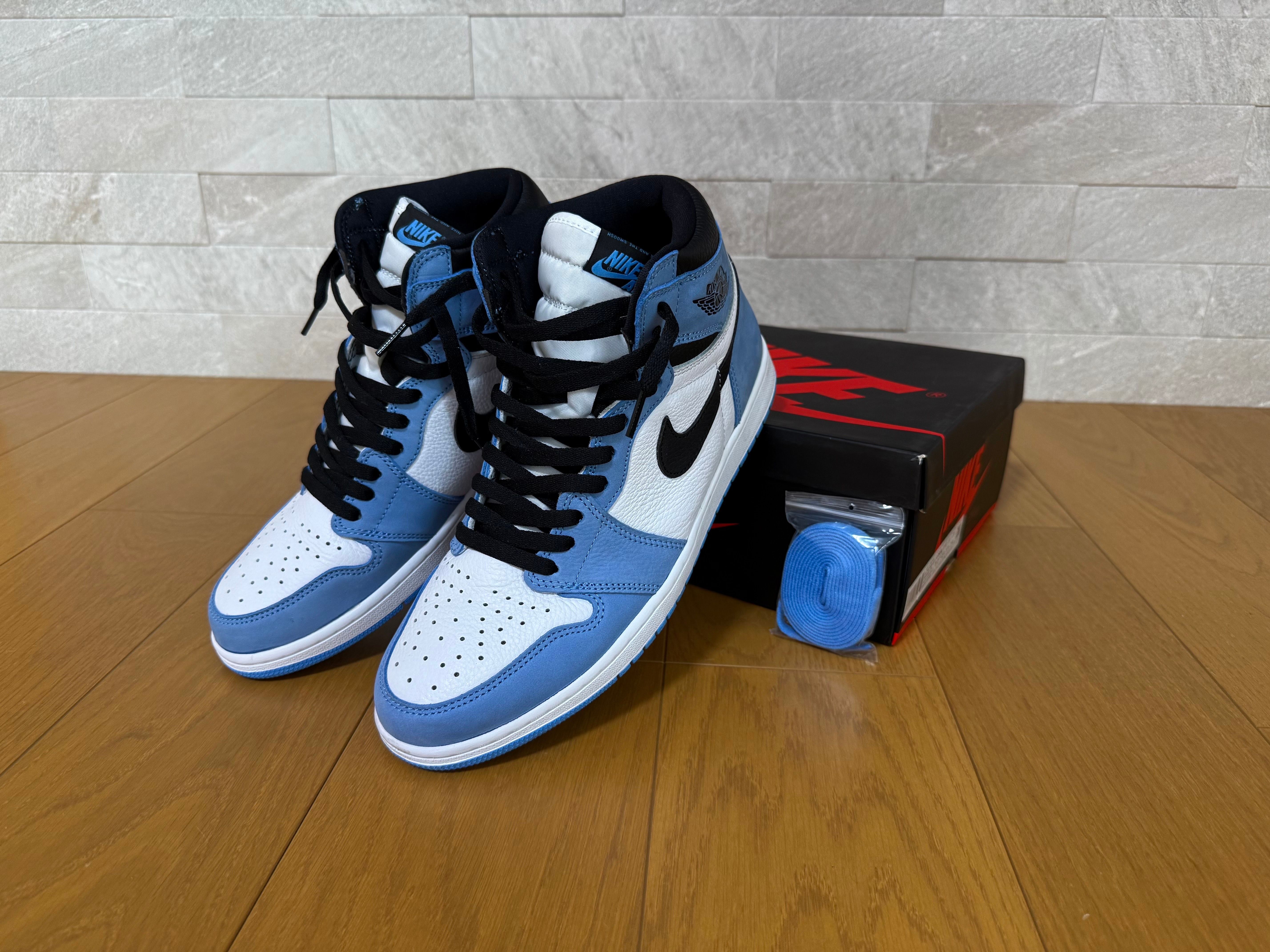 Nike Air Jordan 1 High OG "University Blue"