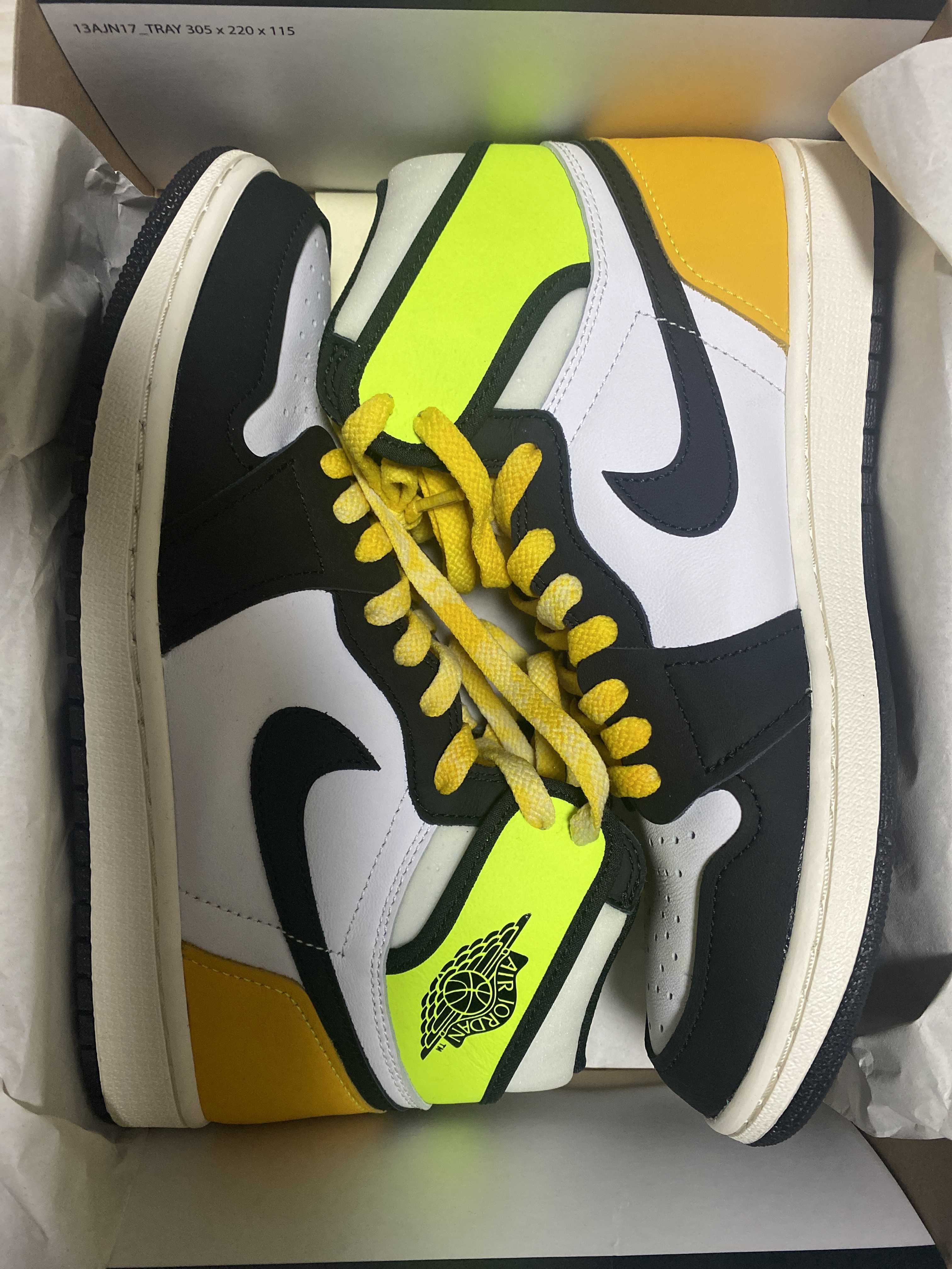 Nike Air Jordan 1 High OG "Volt Gold"