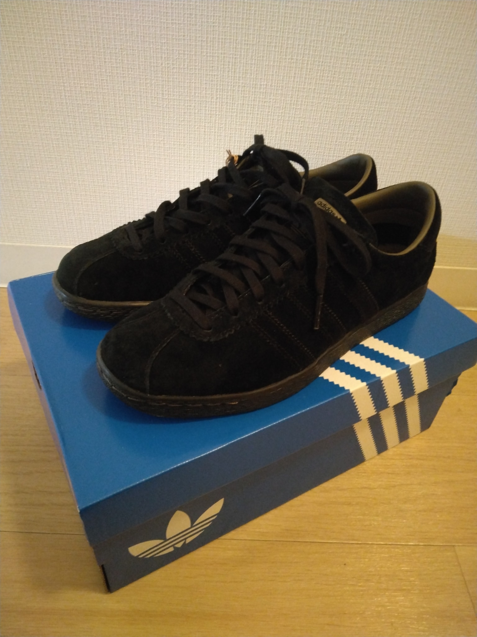 adidas Tobacco "Triple Black" (BEAUTY&YOUTH Japan Exclusive Release)