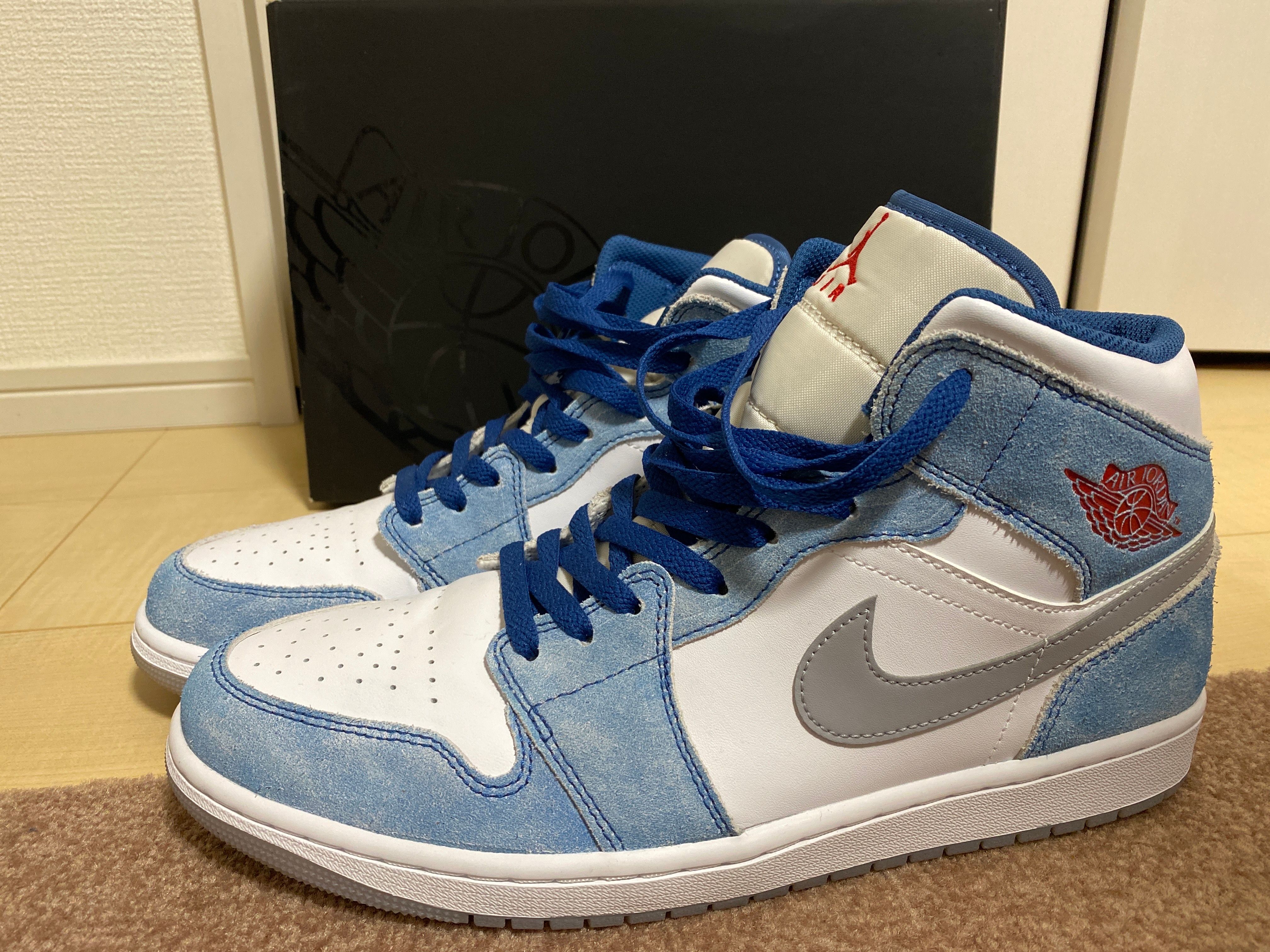 Nike Air Jordan 1 Mid SE "White/Hyper Royal/Red"