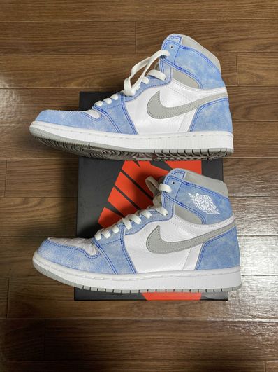Nike Air Jordan 1 High OG "Hyper Royal"