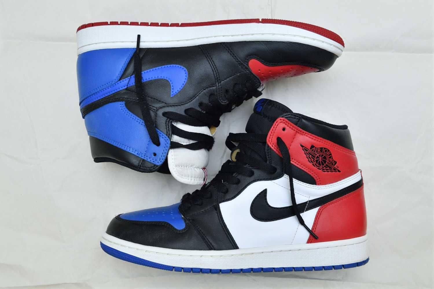 Nike Air Jordan 1 Retro High "Top 3"