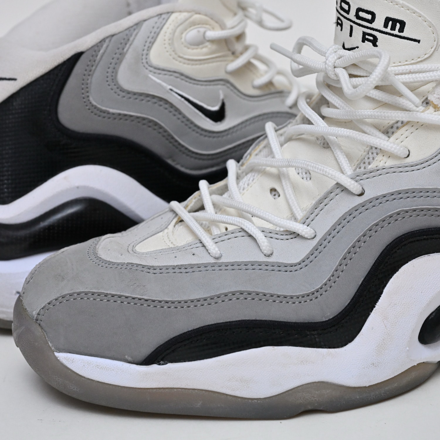 エアズームフライト96(Air Zoom Flight 96)/ナイキ 人気の新作を安心