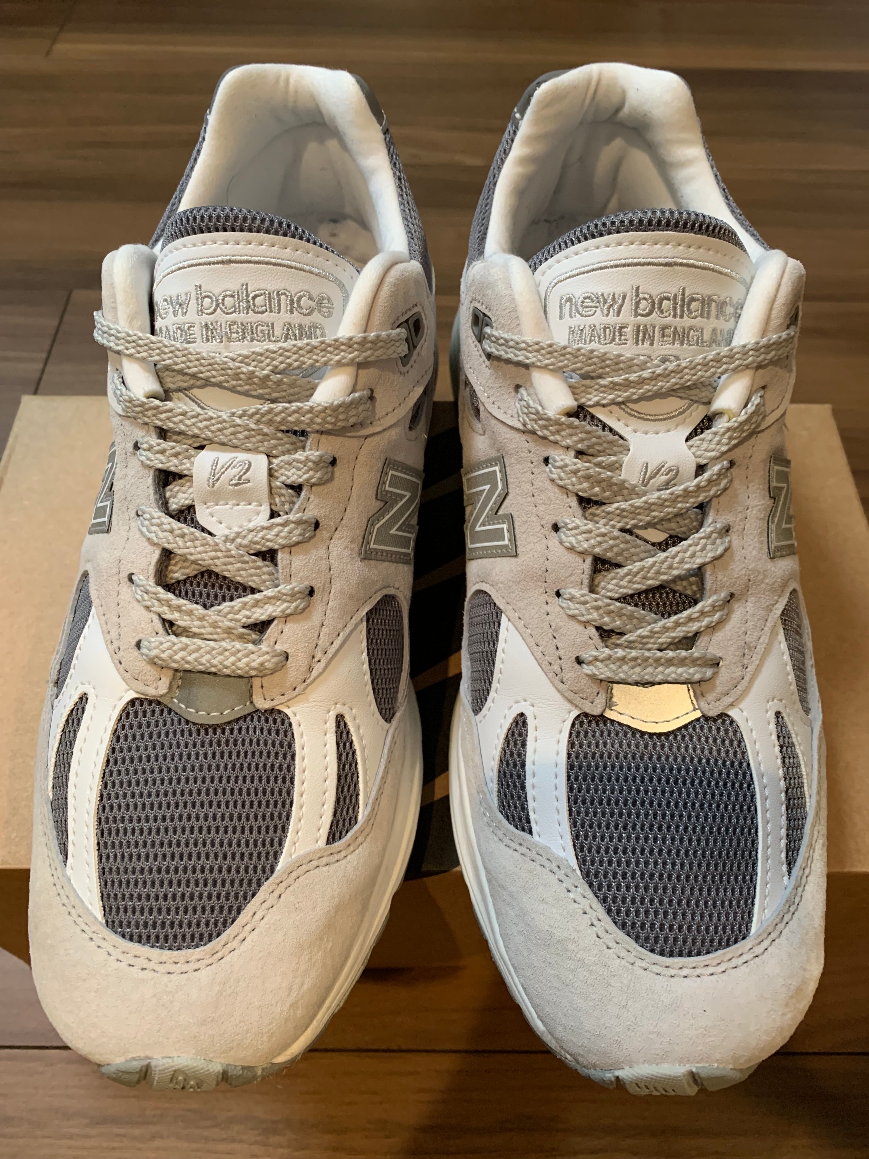 New Balance 991V2 "Light Gray"
