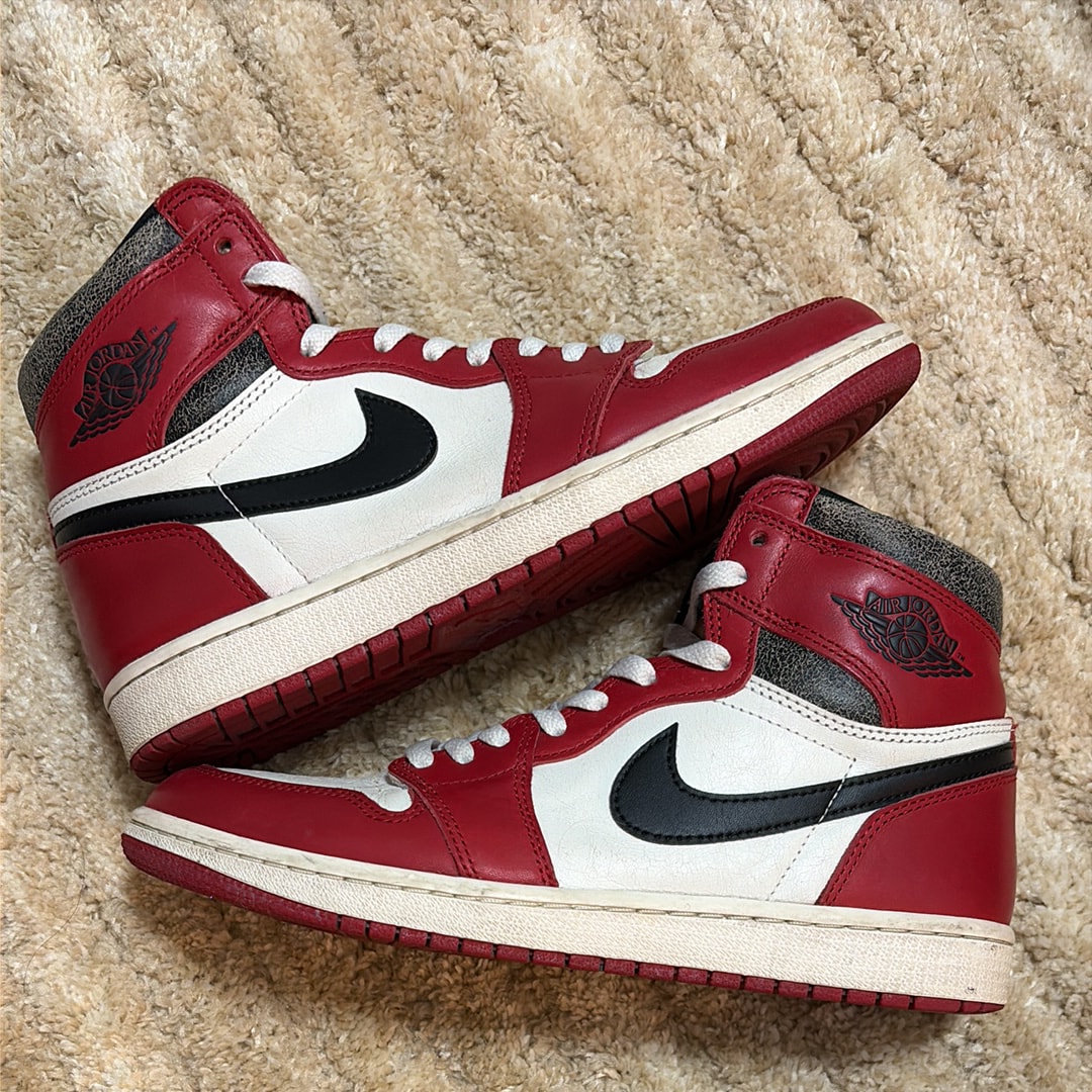 Nike Air Jordan 1 High OG "Lost & Found/Chicago"