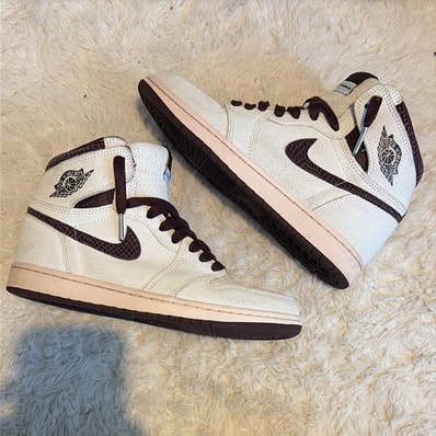 A Ma Maniere × Nike Air Jordan 1 Retro High OG "Sail and Burgundy"