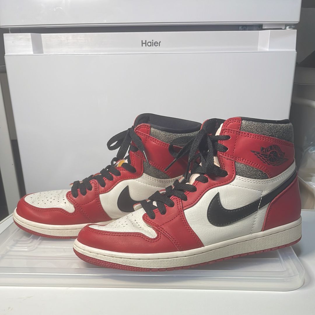 Nike Air Jordan 1 High OG "Lost & Found/Chicago"