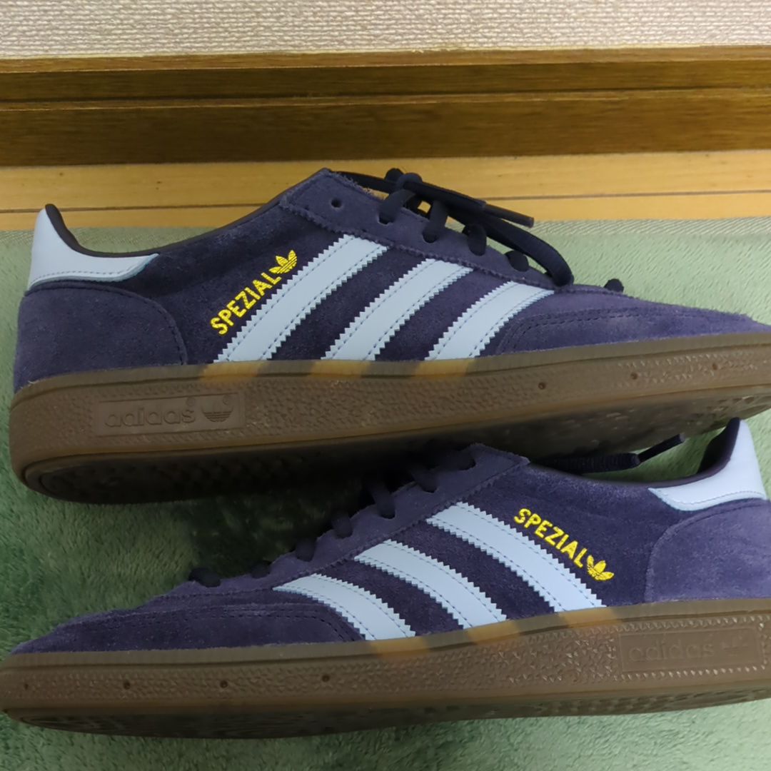 adidas Handball Spezial "College Navy/Clear Sky"