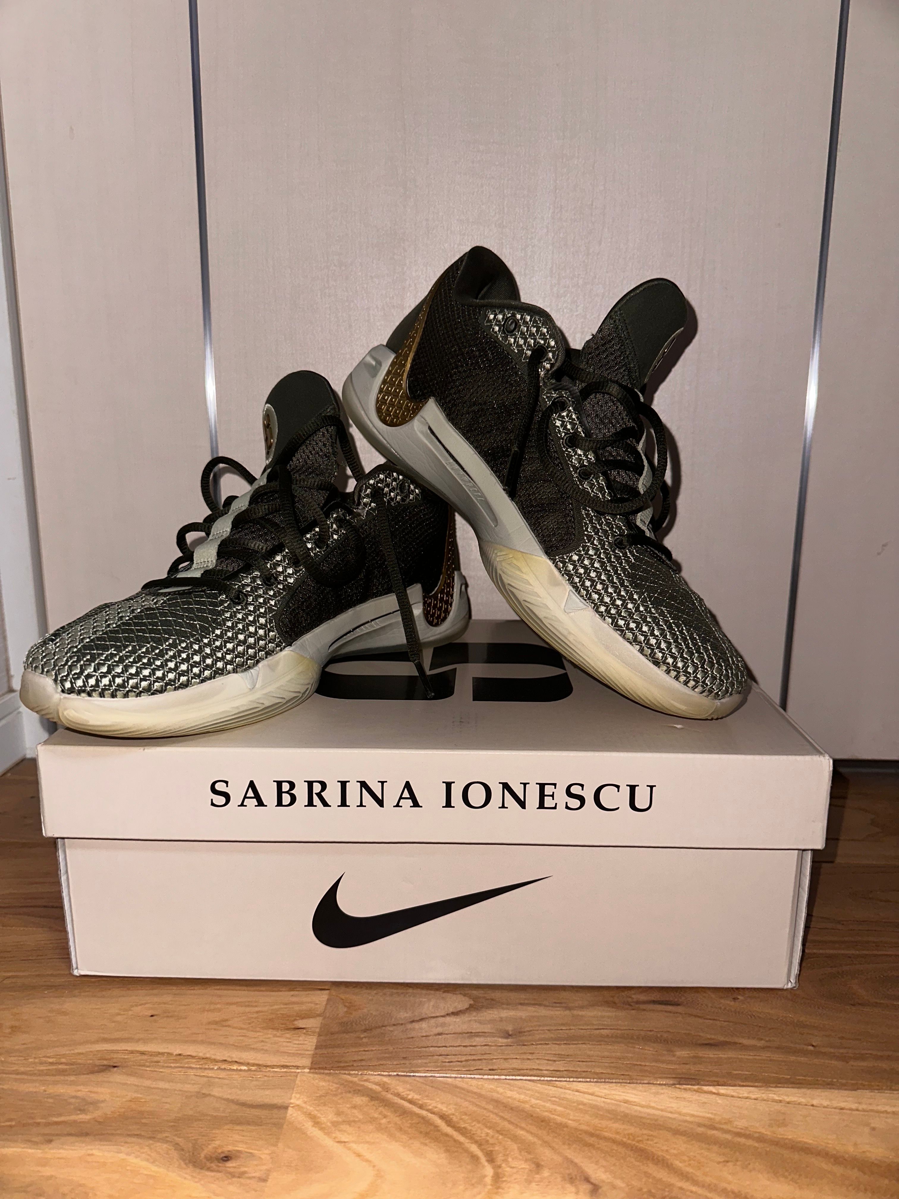 Nike Women's Sabrina 1 "Dedication" (HF5518-302/HF5517-302)