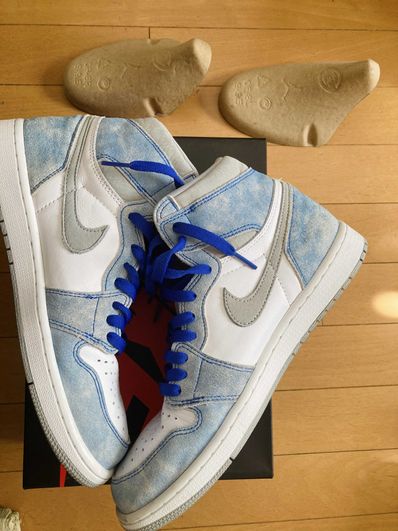 Nike Air Jordan 1 High OG "Hyper Royal"