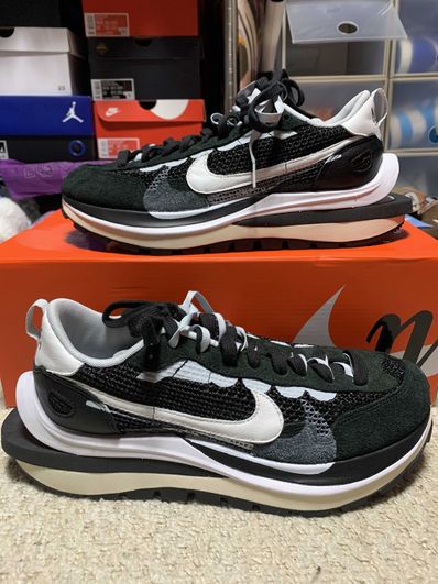 sacai × Nike Vapor Waffle "Black and White"