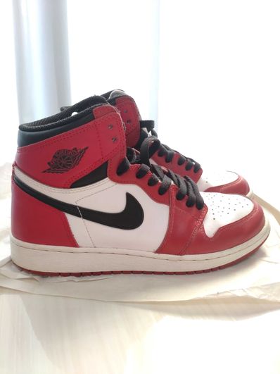 Nike Air Jordan 1 Retro High "Chicago" (2015)