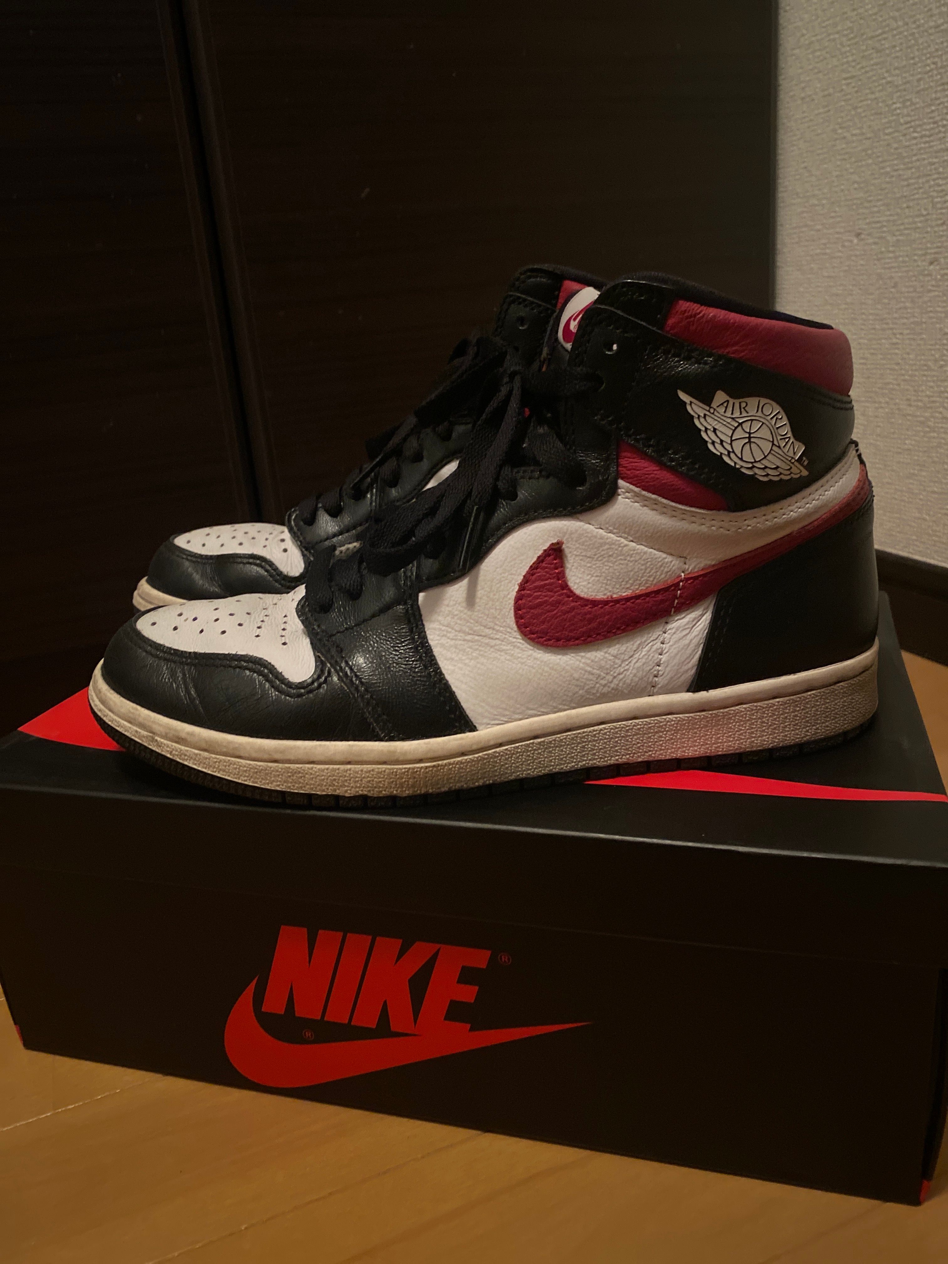 Nike Air Jordan 1 Retro High "Black/White/Sail/Gym Red"