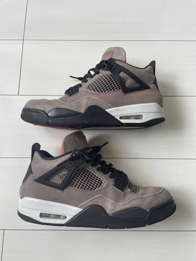 Nike Air Jordan 4 "Taupe Haze"
