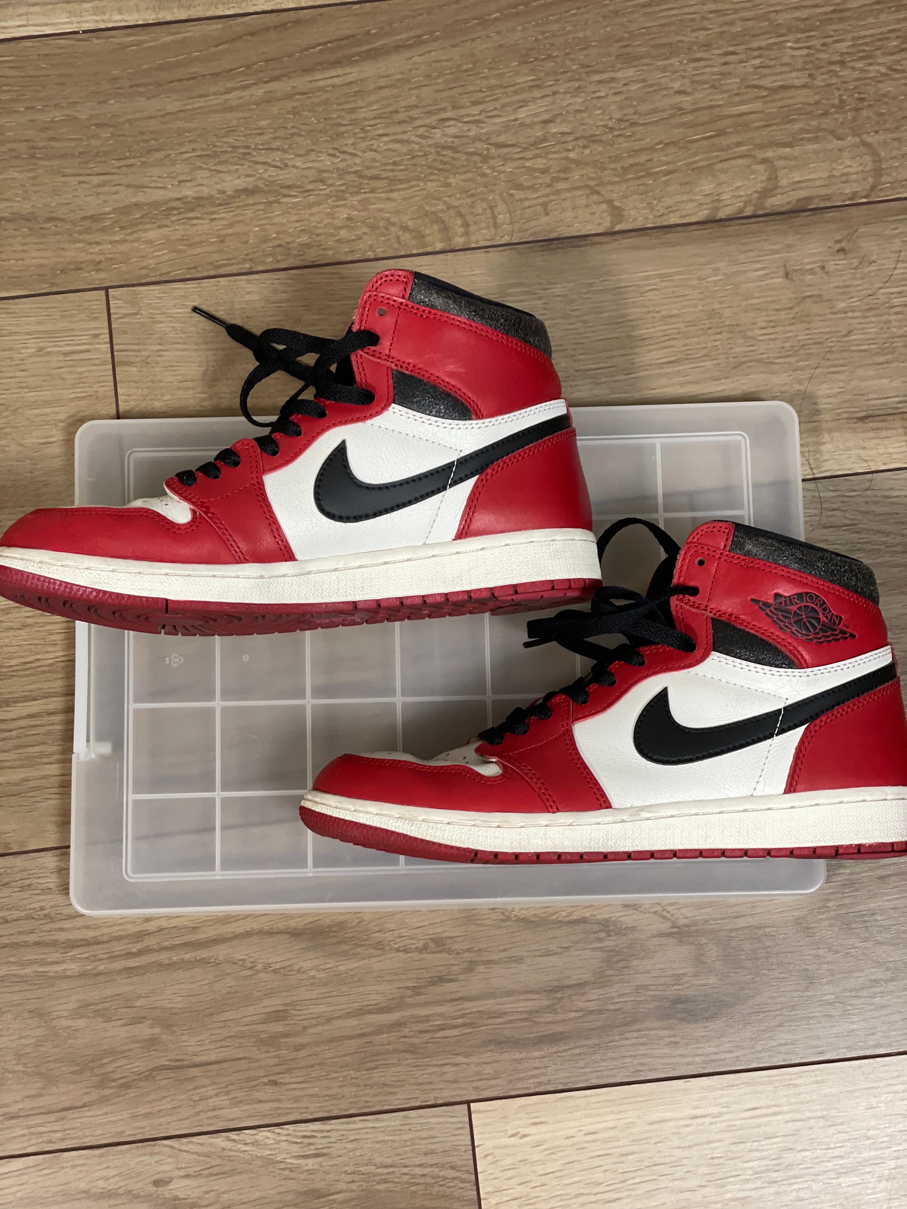 Nike Air Jordan 1 High OG "Lost & Found/Chicago"